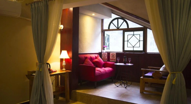 Bian Cheng Xing Zi Inn, Rezervasyon Otel Xiangxi Hunan