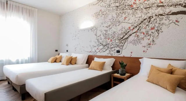 Habitación cuádruple Clásica Hotel Lory