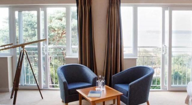 Двухместный номер Deluxe Harbour Heights Hotel