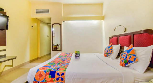 Hotel Ashish Plaza