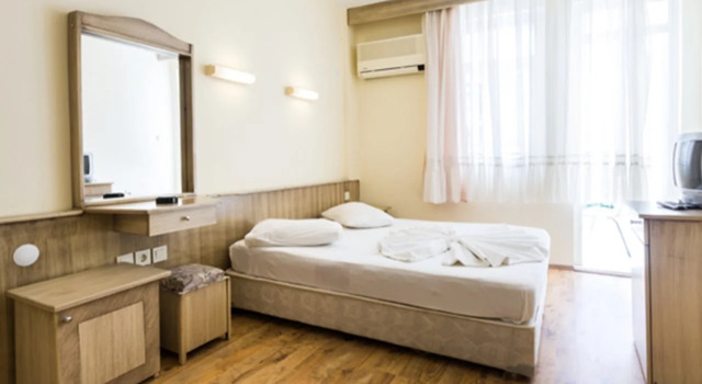 Golden Star Hotel