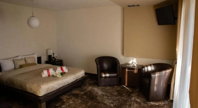 Двухместный номер Standard с видом на сад Guest House Panorama Aqualux with Free Parking
