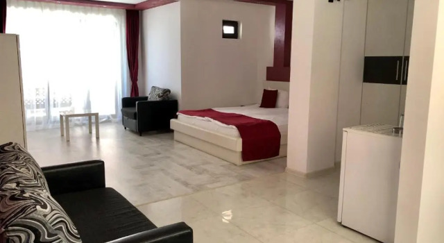 Семейный номер Deluxe с балконом Polina Beach