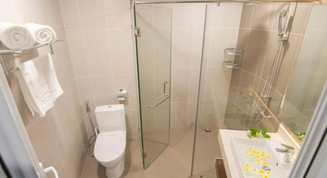 Трёхместный номер Standard Mermaid Seaside Hotel