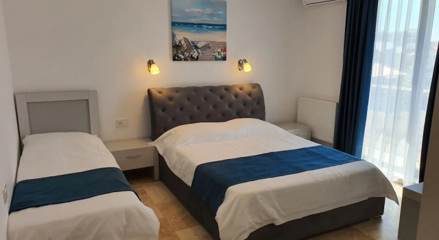 Roca del Mar, Rezerwuj Hotel Navodari Mamaia-Sat