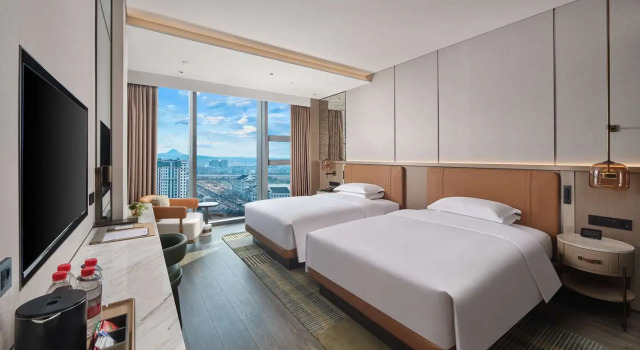 Двухместный номер Standard Doubletree By Hilton Yanji