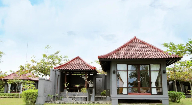 Полулюкс Lorin Resort Belitung