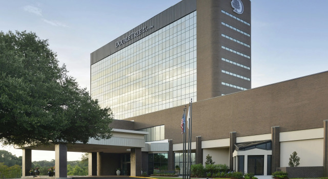 DoubleTree by Hilton Lafayette, Забронировать Отель Лафайетт Acadiana, рядом с Youth Park