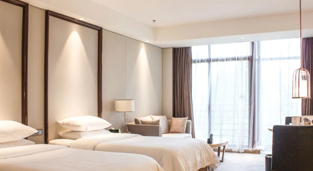Двухместный номер Deluxe с балконом Jinling Riverside Hotel Nanjing