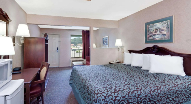 Люкс Days Inn by Wyndham Morristown