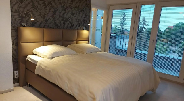 AT THE TOP - Penthouse über den Dächern der Stadt, Забронировать Отель Отели Эрфурта с парковкой, рядом с Августинский монастырь, Парковка