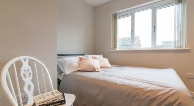 Beautiful 6 bedrooms holiday home Near Manchester, Забронировать Дом для отпуска Отели Англии с завтраком, Завтраки