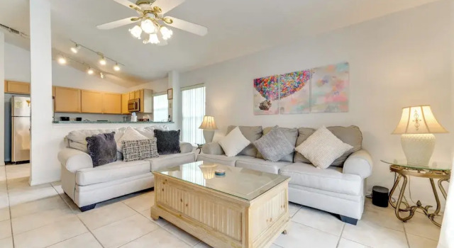 4 Mi to Disney: Home w/ Pool Table, Outdoor Oasis!