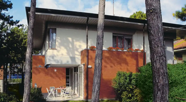 Centric Villa in Lignano Pineta, Book Villa Hoteller i Friuli Venezia Giulia med parkering, Parkering