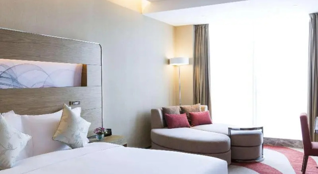 Standardowy dwuosobowy pokój Novotel Rizhao Suning