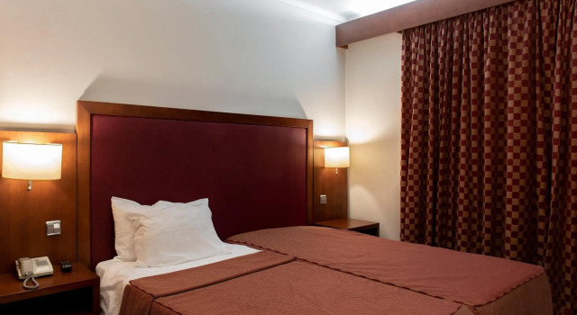 Hotel Samasa Fundao, Забронировать Отель Фундан 