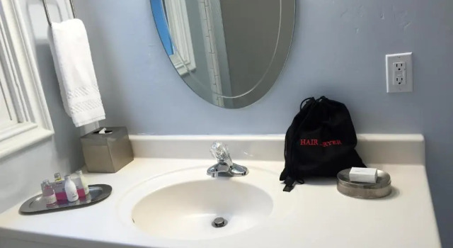 Люкс Deluxe Beach Bungalow Inn and Suites