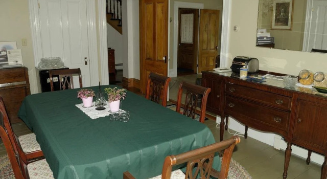 YesterYears Bed & Breakfast, Rezervovat Hotel  