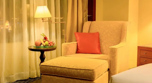 Четырёхместный номер Deluxe Renaissance Tianjin TEDA Convention Centre Hotel