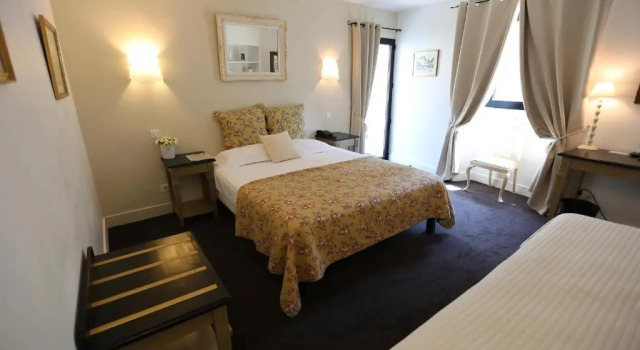 Номер Superior Logis Hôtel Restaurant du Parc