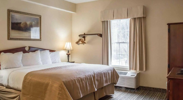Номер Standard Quality Inn Lake City