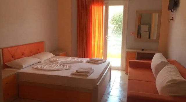 Karos Hotel Llaman