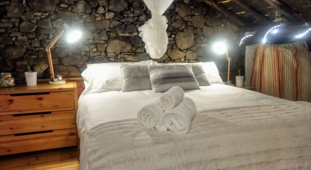 La Playa, Book Hotel Valdes Asturias