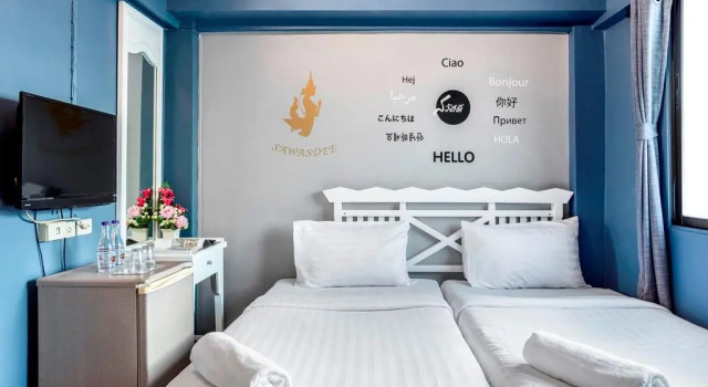 Кровать в общем номере Отель Sawasdee Khaosan Inn