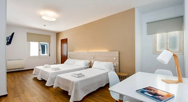 Standard Zimmer Hostal Jume - Urban Rooms
