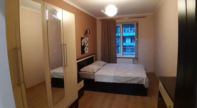 Keke's Home Pekini 7, Забронировать Отель Отели Тбилиси с парковкой, рядом с Текникури Университети, Парковка