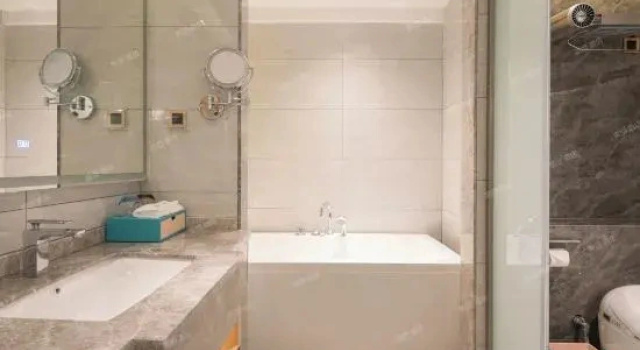 Одноместный семейный люкс Huizhou Manyue Garden Hotel (West Lake Shuidong Street Branch)