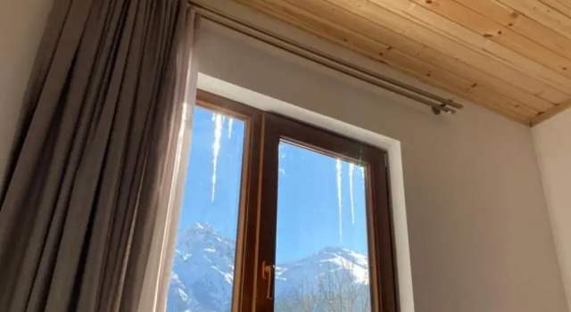 Roberi Art Guest House, Book Guesthouse Mestia Samegrelo Zemo-Svaneti