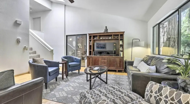 Tranquil Guerneville Home w/ Redwood Views, Varaa Lomakoti Guerneville Sonoma County