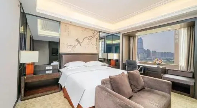 Номер Executive Zhongshan International Hotel