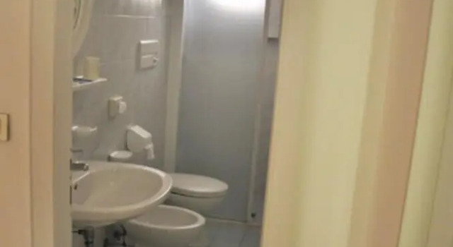 Трёхместный номер Standard с балконом Albergo Larenzia