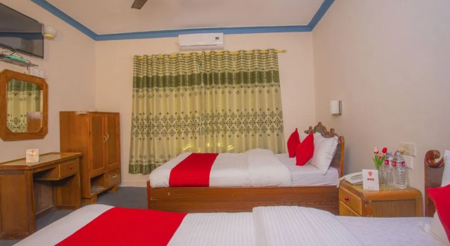 OYO 227 Hotel Moonstone Inn, Забронировать Отель Покхара провинция Гандаки-Прадеш