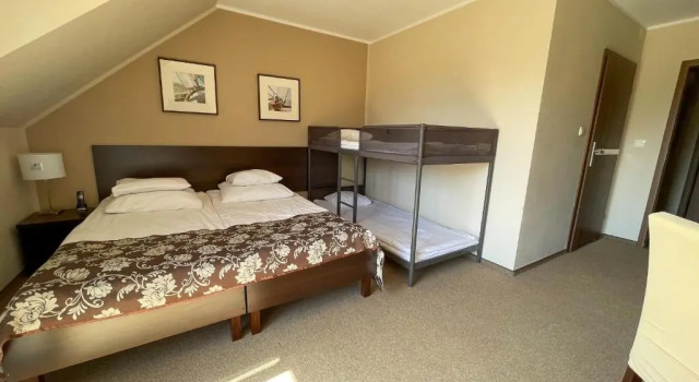 Семейный номер Standard с балконом Hotel Santa Monica