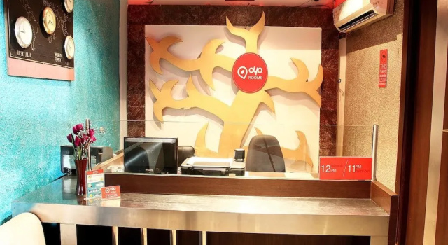 OYO 759 Hotel Rock Star