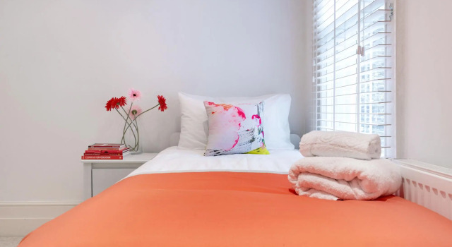 West Kensington Home Near Earls Court
