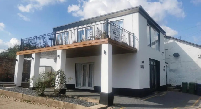 Tallets Apartment with Balcony & Parking, Varaa Huoneisto Asunnot kohteessa Merseyside, Huoneisto