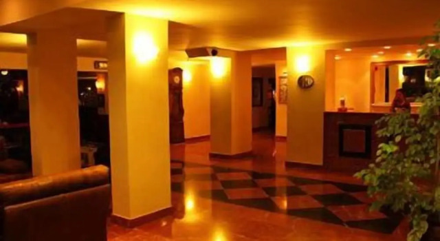 Mansouri Mansions Hotel, Prenota Hotel Adliya Manama