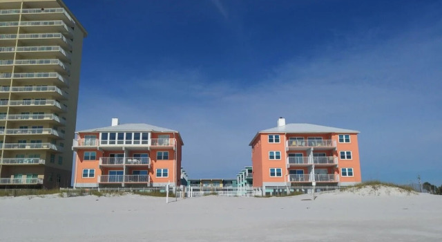Harbor House B2 2 Bedroom Condo by RedAwning