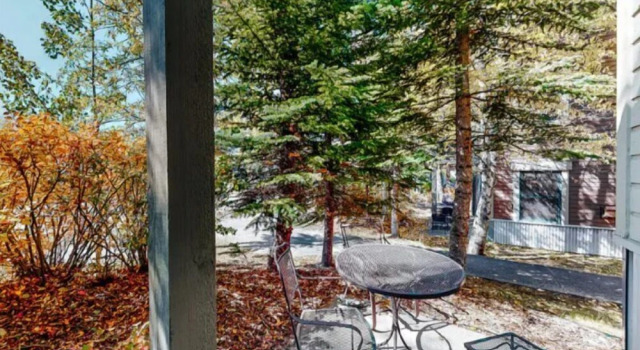 Номер Standard с 2 комнатами с балконом Perfectly Placed 2 Bedroom Vacation Rental in Historic Downtown Breckenridge With Access to Hot Tub and Pool