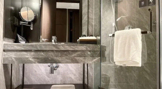 Номер Standard Beijing Century Huatian Hotel