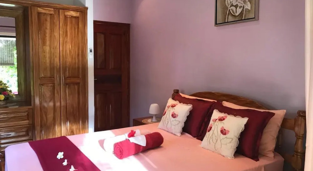 Belle Montagne Holiday Apartments, Book Lejlighed Hoteller i Grand'Anse med pool, Swimmingpool