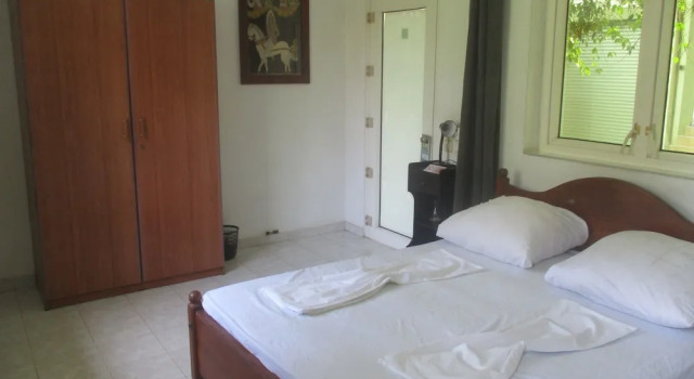 Двухместное бунгало Standard Raja Beach Hotel