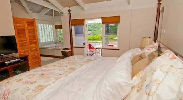 Orchard Bay Villa, Rezervați Vilă Vile în St. George's, Vilă