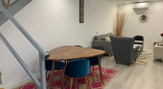 Apartamentos MLR Loft Retiro, Забронировать Апартаменты/квартира Ретиро Мадрид, рядом с Сайнс де Баранда