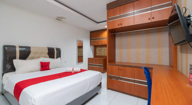 Люкс RedDoorz near RSIA Andini Pekanbaru