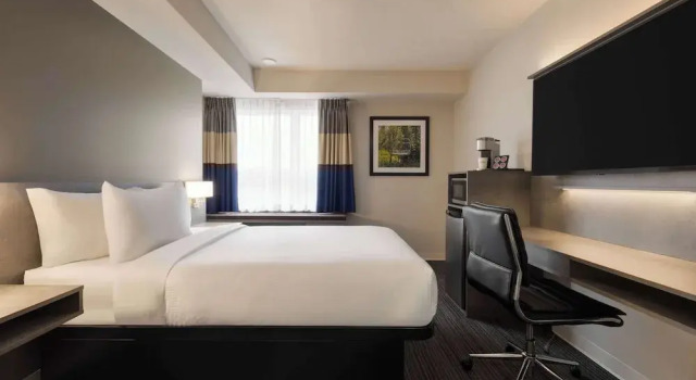Номер Standard Microtel Inn & Suites by Wyndham Boisbriand